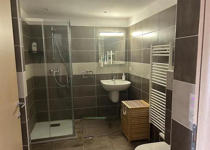 Superbe T2 Route De * Bastia (Corsica)