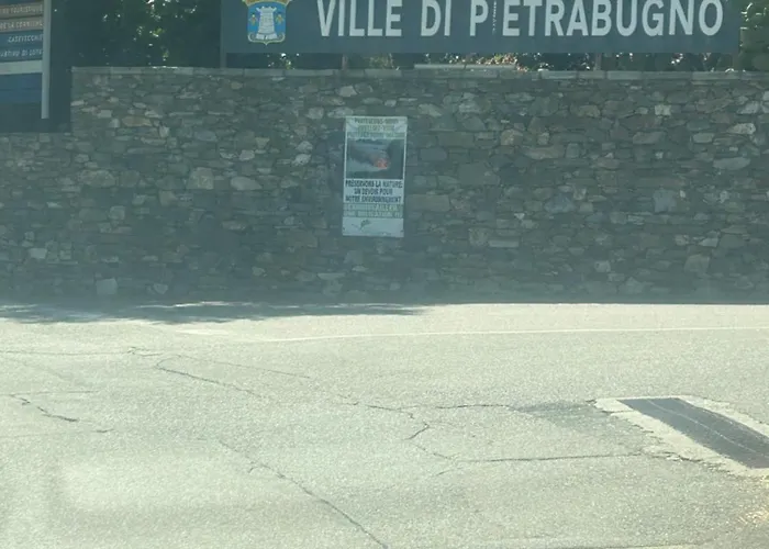 Superbe T2 Route De * Bastia (Corsica)